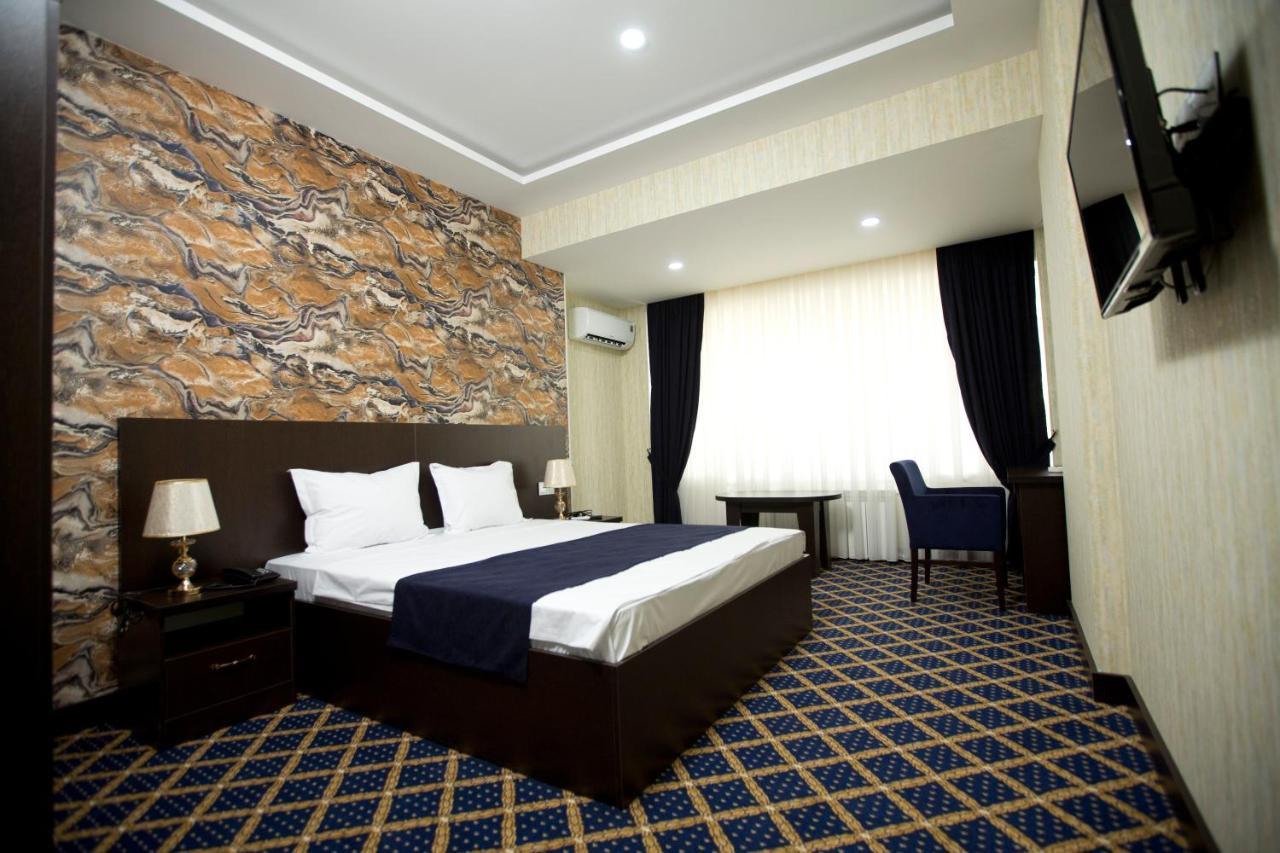 Kristal Inn Hotel บากู ภายนอก รูปภาพ